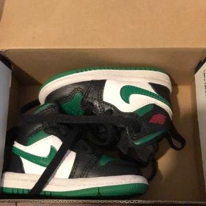 Baby Jordan’s size 3